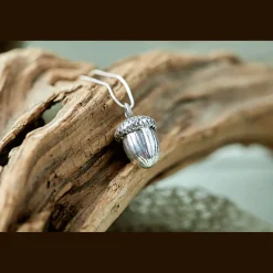 Waschbär Anhänger „Eichel-Nuss“ Hot