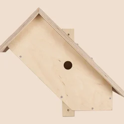 Waschbär Nistkasten mit Solar-Kamera »Wolkenheim«. Hot