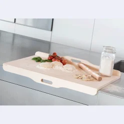 Waschbär Nudel- und Backbrett, groß. New